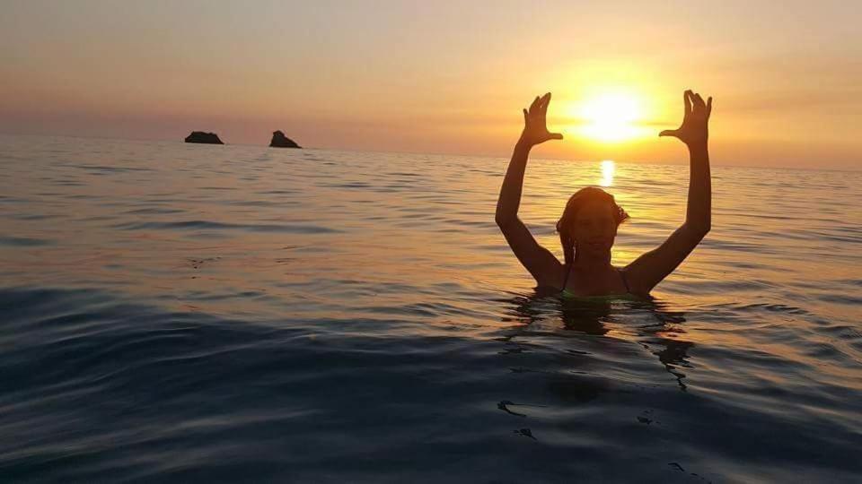 Tetraktys Estate Beachside Υδωρ Ágios Matthaíos Bagian luar foto